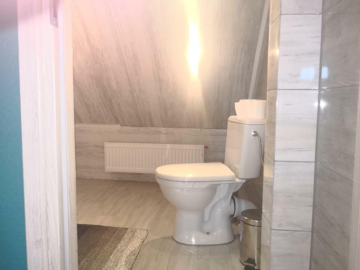 Vila Gosciniec Mariola Człuchów Exteriér fotografie
